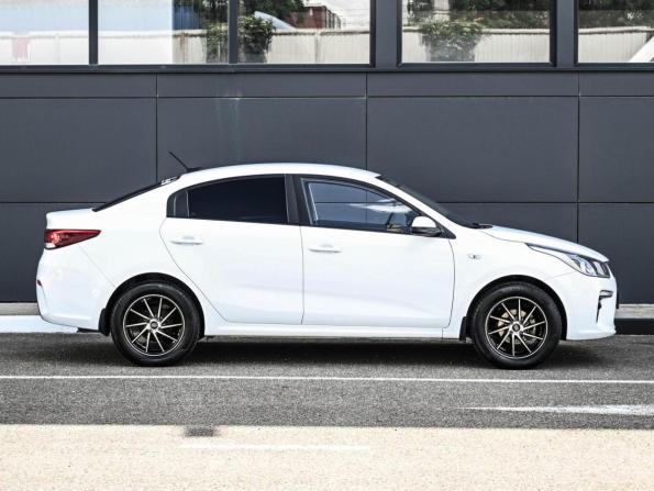 Kia Rio IV с пробегом 2017 года, цена 1 274 000 рублей, 154093 км, седан, Автокод Объявления