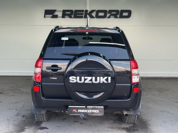 Suzuki Grand Vitara II с пробегом 2006 года, цена 629 000 рублей, 250334 км, внедорожник, Автокод Объявления