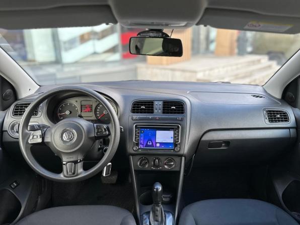 Volkswagen Polo V с пробегом 2012 года, цена 1 069 000 рублей, 62299 км, седан, Автокод Объявления
