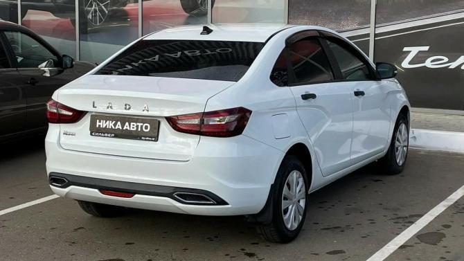 Lada (ВАЗ) Vesta I Рестайлинг (NG) с пробегом 2024 года, цена 1 335 000 рублей, 45273 км, седан, Автокод Объявления