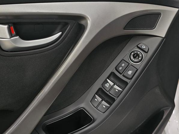 Hyundai Elantra V (MD) Рестайлинг с пробегом 2014 года, цена 1 350 000 рублей, 119700 км, седан, Автокод Объявления