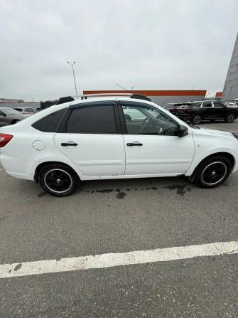 Lada (ВАЗ) Granta I с пробегом 2018 года, цена 477 000 рублей, 141030 км, лифтбек, Автокод Объявления