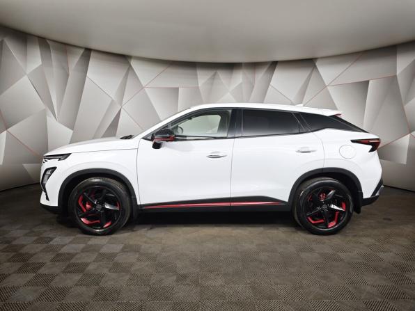 Omoda C5 I с пробегом 2022 года, цена 1 495 000 рублей, 102145 км, внедорожник, Автокод Объявления