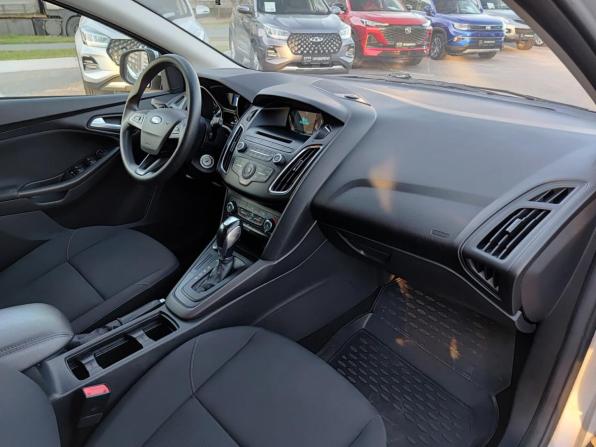 Ford Focus III Рестайлинг с пробегом 2017 года, цена 995 000 рублей, 147461 км, седан, Автокод Объявления