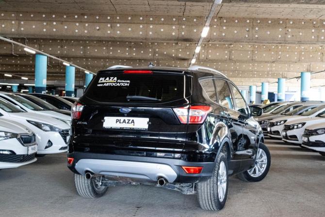 Ford Kuga II Рестайлинг с пробегом 2018 года, цена 1 849 000 рублей, 168580 км, внедорожник, Автокод Объявления
