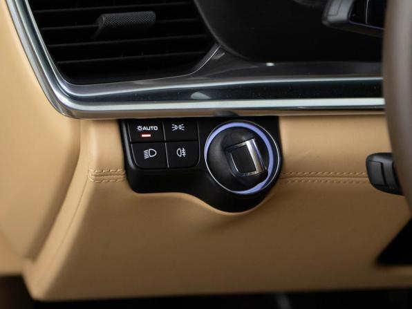 Porsche Panamera II Рестайлинг с пробегом 2022 года, цена 12 256 900 рублей, 12617 км, лифтбек, Автокод Объявления