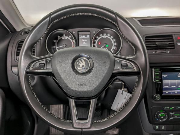 Skoda Yeti I Рестайлинг с пробегом 2017 года, цена 1 375 000 рублей, 147729 км, внедорожник, Автокод Объявления