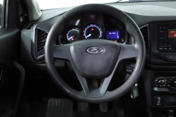 Lada (ВАЗ) XRAY I с пробегом 2017 года, цена 578 200 рублей, 136140 км, хэтчбек, Автокод Объявления