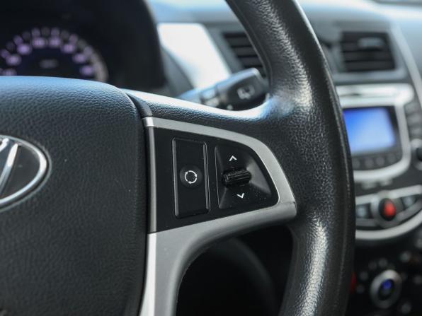 Hyundai Solaris I с пробегом 2011 года, цена 819 000 рублей, 169736 км, хэтчбек, Автокод Объявления