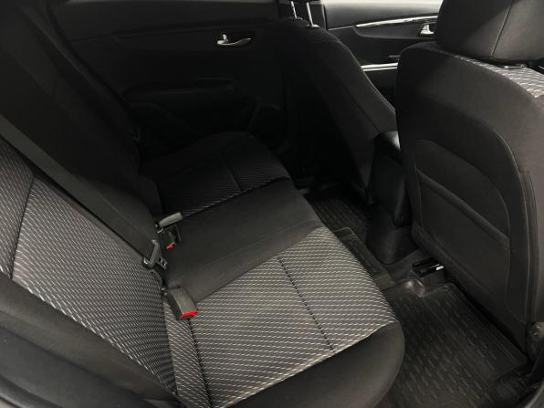 Kia Rio IV с пробегом 2019 года, цена 1 410 000 рублей, 92007 км, седан, Автокод Объявления