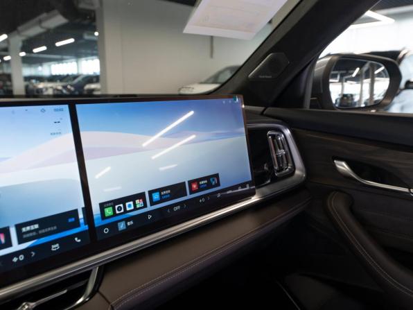 Geely Monjaro I Рестайлинг 2 с пробегом 2025 года, цена 4 250 000 рублей, 15 км, внедорожник, Автокод Объявления