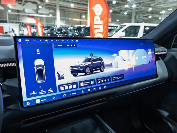 Lynk &amp; Co 900 с пробегом 2025 года, цена 6 990 000 рублей, 25000 км, внедорожник, Автокод Объявления