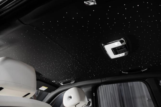 Новый Rolls-Royce Cullinan I Рестайлинг 2025 года, цена 70 196 400 рублей, внедорожник, Автокод Объявления
