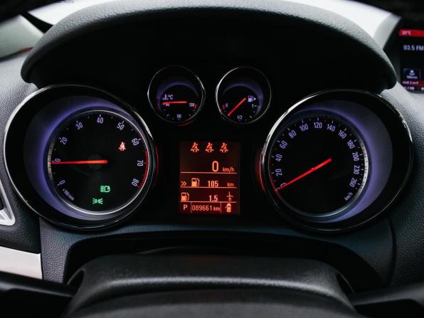 Opel Mokka I с пробегом 2013 года, цена 1 199 000 рублей, 89661 км, внедорожник, Автокод Объявления