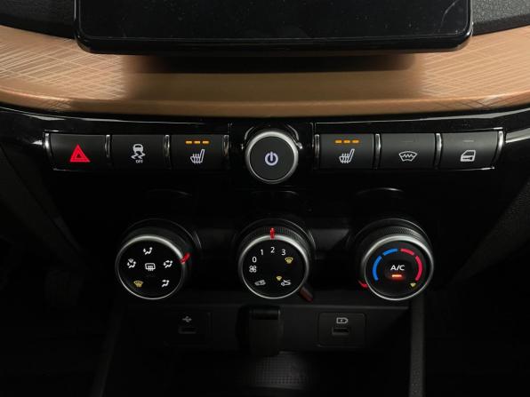 Lada (ВАЗ) Vesta I Рестайлинг (NG) с пробегом 2026 года, цена 1 790 000 рублей, 4890 км, универсал, Автокод Объявления