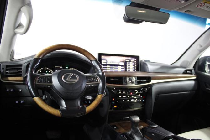 Lexus LX III Рестайлинг 2 с пробегом 2016 года, цена 6 499 000 рублей, 121007 км, внедорожник, Автокод Объявления