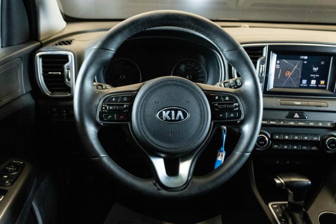 Kia Sportage IV с пробегом 2017 года, цена 2 099 000 рублей, 95132 км, внедорожник, Автокод Объявления