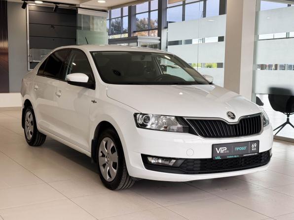 Skoda Rapid I Рестайлинг с пробегом 2019 года, цена 1 415 000 рублей, 77016 км, лифтбек, Автокод Объявления