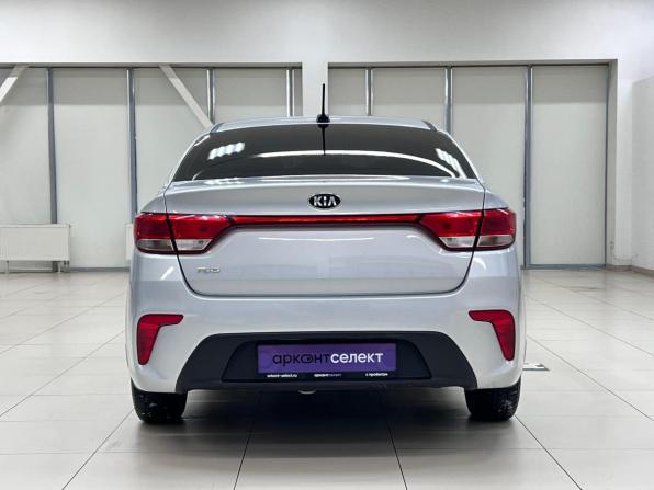 Kia Rio IV с пробегом 2018 года, цена 1 330 000 рублей, 177749 км, седан, Автокод Объявления