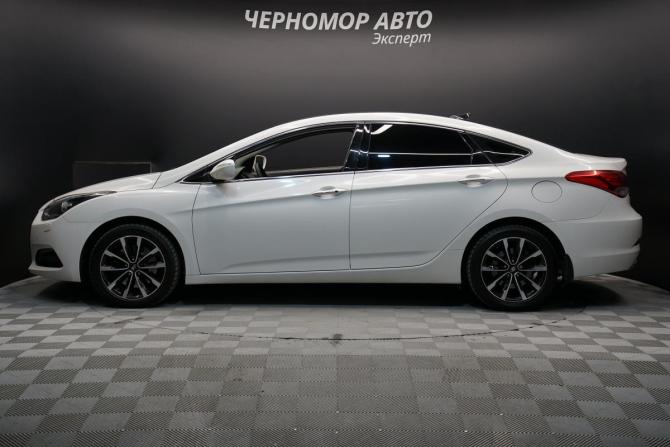 Hyundai i40 I Рестайлинг с пробегом 2015 года, цена 945 000 рублей, 344000 км, седан, Автокод Объявления