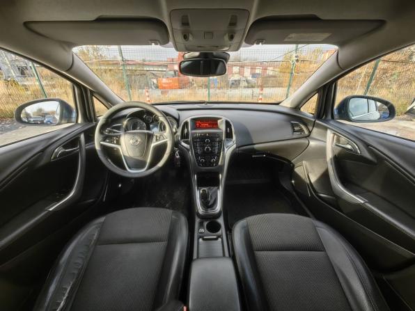 Opel Astra J с пробегом 2011 года, цена 499 000 рублей, 214014 км, хэтчбек, Автокод Объявления