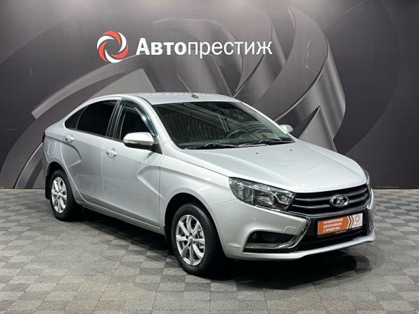 Lada (ВАЗ) Vesta I с пробегом 2018 года, цена 835 000 рублей, 83673 км, седан, Автокод Объявления