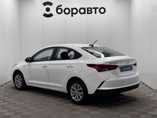 Hyundai Solaris II Рестайлинг с пробегом 2022 года, цена 1 560 000 рублей, 106956 км, седан, Автокод Объявления