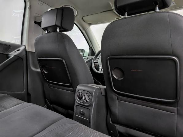 Volkswagen Tiguan I Рестайлинг с пробегом 2015 года, цена 1 570 000 рублей, 220760 км, внедорожник, Автокод Объявления