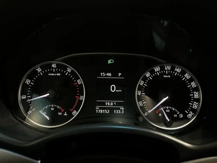 Skoda Octavia II (A5) Рестайлинг Пермь  - изображение 19