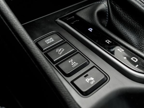 Hyundai Tucson III с пробегом 2016 года, цена 2 300 000 рублей, 67588 км, внедорожник, Автокод Объявления