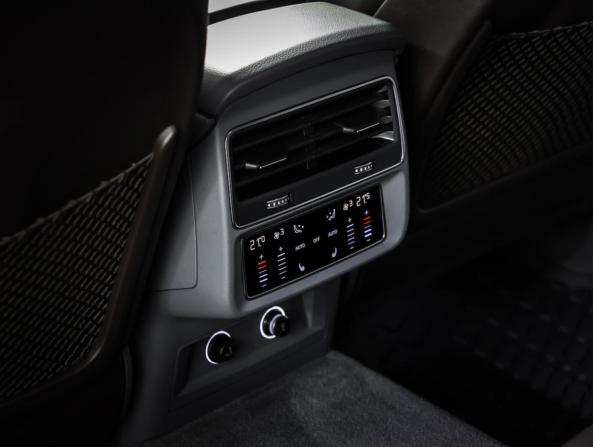 Audi Q8 I (4M) с пробегом 2019 года, цена 5 844 000 рублей, 136930 км, внедорожник, Автокод Объявления