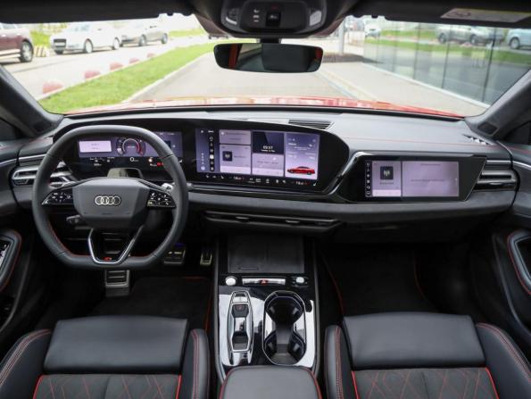 Audi A5 III (B10) с пробегом 2025 года, цена 5 899 000 рублей, 3741 км, лифтбек, Автокод Объявления