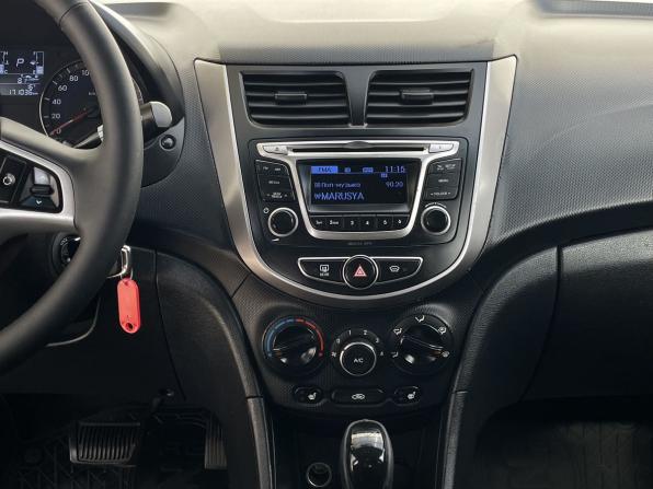 Hyundai Solaris I Рестайлинг с пробегом 2014 года, цена 990 000 рублей, 170970 км, седан, Автокод Объявления