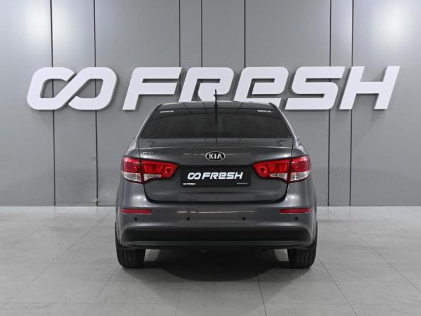 Kia Rio III Рестайлинг с пробегом 2015 года, цена 1 209 000 рублей, 115352 км, седан, Автокод Объявления