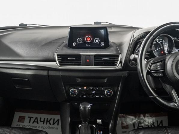 Mazda Axela III Рестайлинг с пробегом 2018 года, цена 1 299 500 рублей, 95363 км, седан, Автокод Объявления