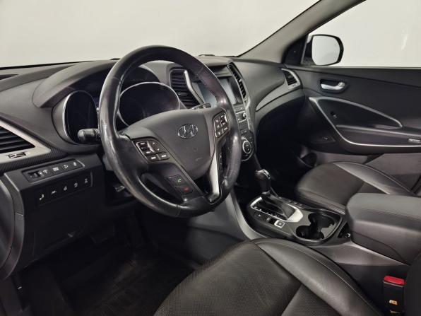 Hyundai Santa Fe III Рестайлинг с пробегом 2017 года, цена 2 295 000 рублей, 122771 км, внедорожник, Автокод Объявления