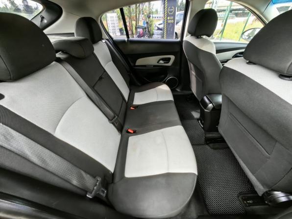 Chevrolet Cruze I Рестайлинг с пробегом 2014 года, цена 559 000 рублей, 306000 км, хэтчбек, Автокод Объявления