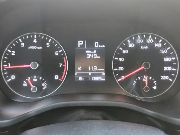 Kia Rio IV Рестайлинг с пробегом 2021 года, цена 1 612 000 рублей, 110882 км, хэтчбек, Автокод Объявления