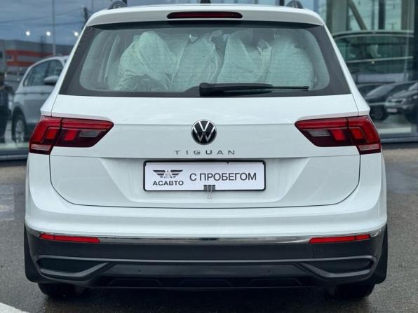 Volkswagen Tiguan II Рестайлинг с пробегом 2021 года, цена 2 399 000 рублей, 72665 км, внедорожник, Автокод Объявления