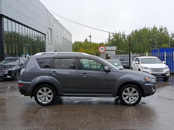 Mitsubishi Outlander II Рестайлинг с пробегом 2010 года, цена 925 000 рублей, 244929 км, внедорожник, Автокод Объявления