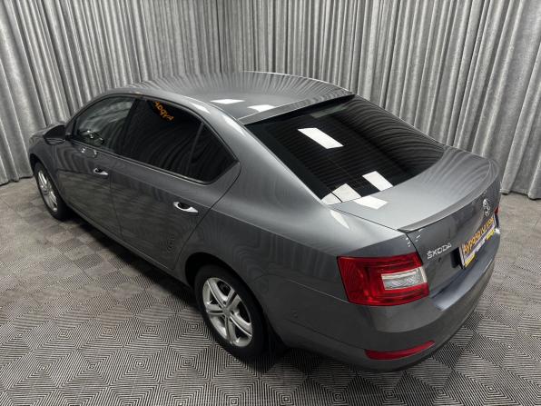 Skoda Octavia III (A7) с пробегом 2014 года, цена 1 140 000 рублей, 207384 км, лифтбек, Автокод Объявления