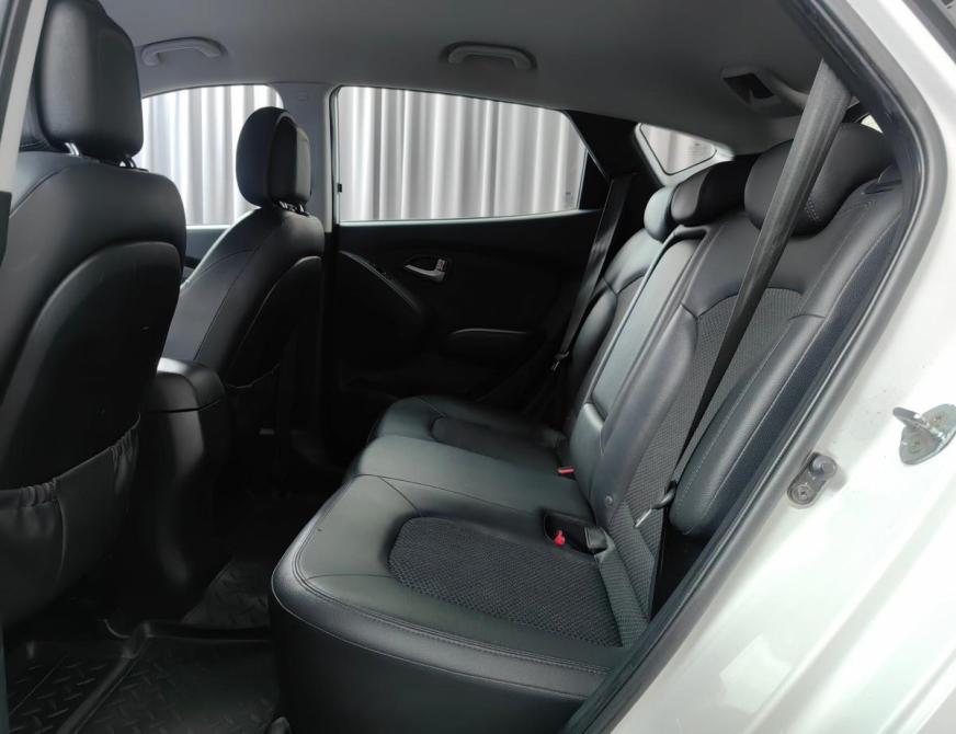 Hyundai ix35 I Москва  - изображение 11