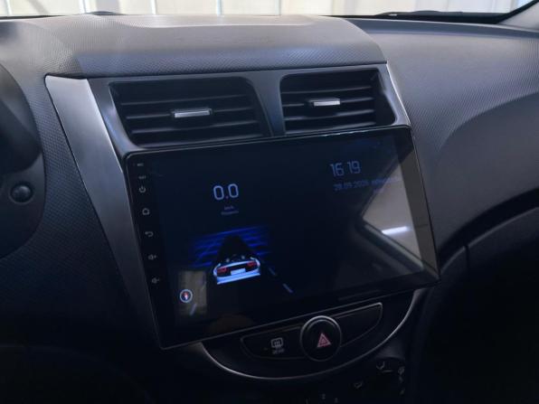 Hyundai Solaris I с пробегом 2014 года, цена 820 000 рублей, 177695 км, седан, Автокод Объявления