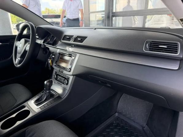 Volkswagen Passat B7 с пробегом 2011 года, цена 989 000 рублей, 155189 км, седан, Автокод Объявления