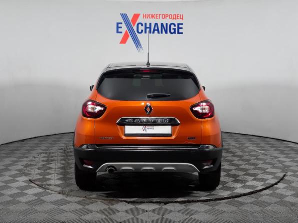 Renault Kaptur I с пробегом 2018 года, цена 1 540 000 рублей, 98882 км, внедорожник, Автокод Объявления