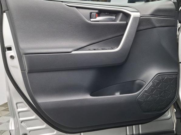 Toyota RAV4 V (XA50) с пробегом 2020 года, цена 3 899 000 рублей, 80530 км, внедорожник, Автокод Объявления