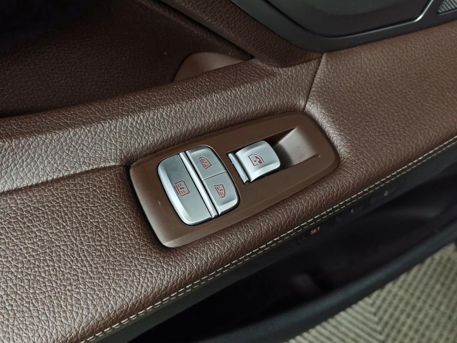 BMW 7 серии VI (G11/G12) Москва  - изображение 22