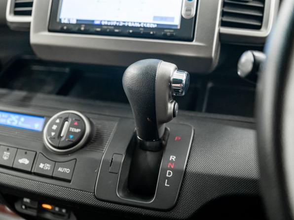 Honda Freed I Рестайлинг 2 с пробегом 2014 года, цена 1 100 000 рублей, 180582 км, компактвэн, Автокод Объявления