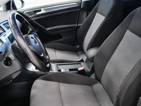 Volkswagen Golf VII с пробегом 2014 года, цена 963 000 рублей, 80211 км, хэтчбек, Автокод Объявления