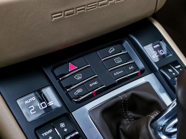 Porsche Macan I с пробегом 2015 года, цена 3 400 000 рублей, 57377 км, внедорожник, Автокод Объявления